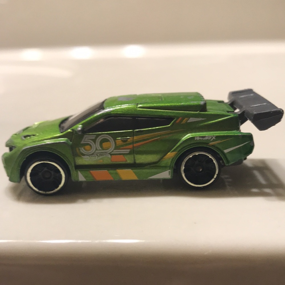 Hot wheels  ed.multipack exclusive Loop Coupe Hot wheels legends